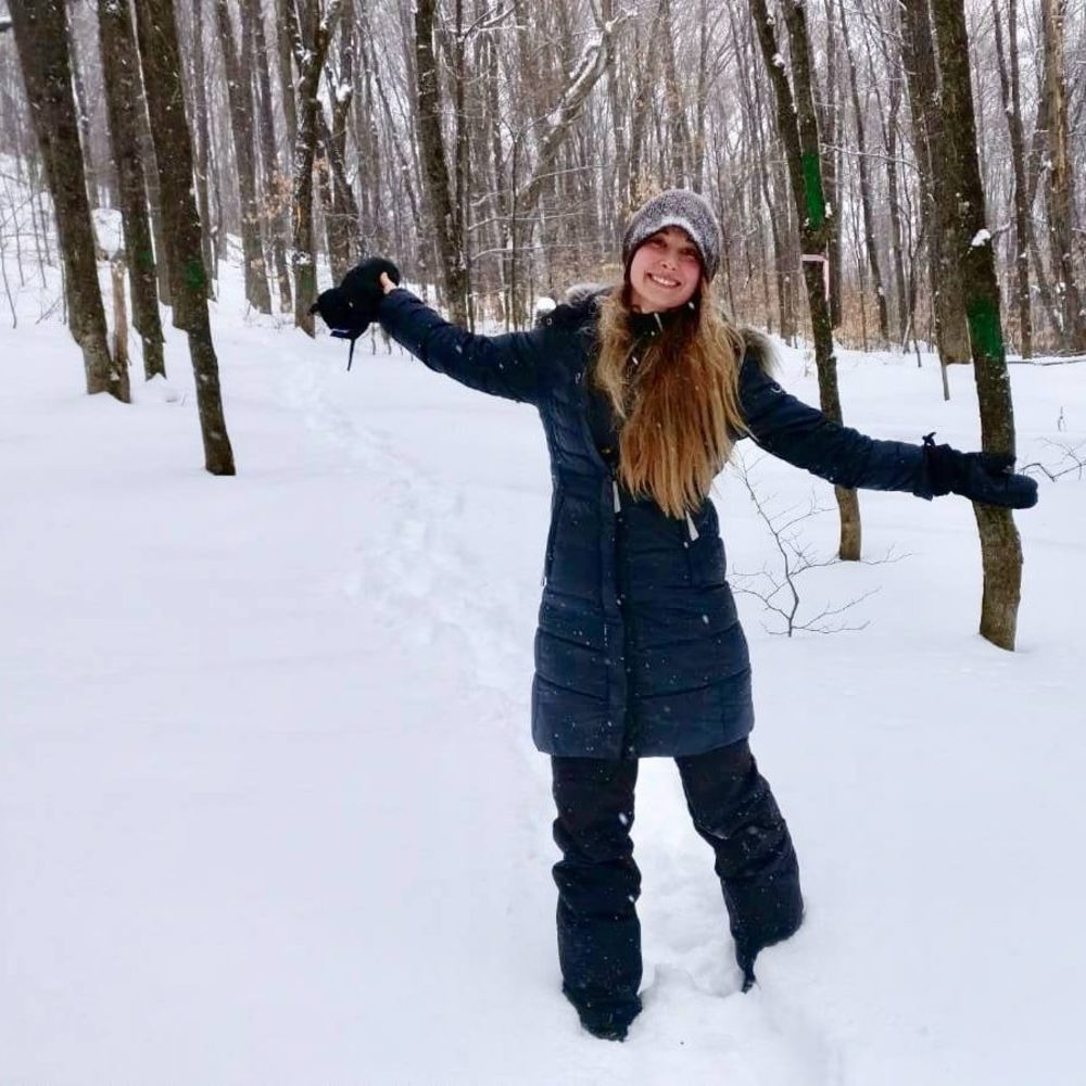 Meet your Posher, Julia